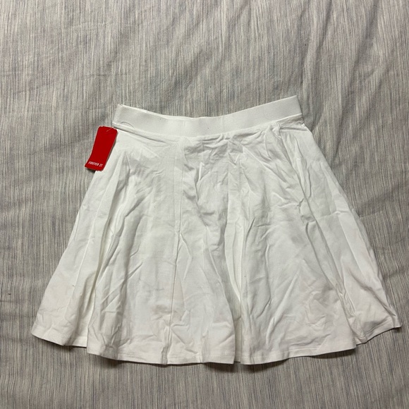 NWT Forever 21 White Circle Skirt